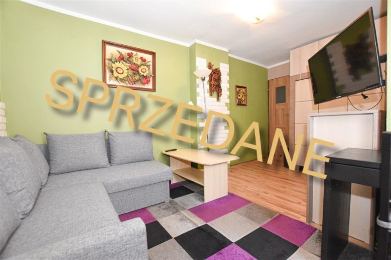 Kawalerka w dobrym stanie, zostaje wszystko!!