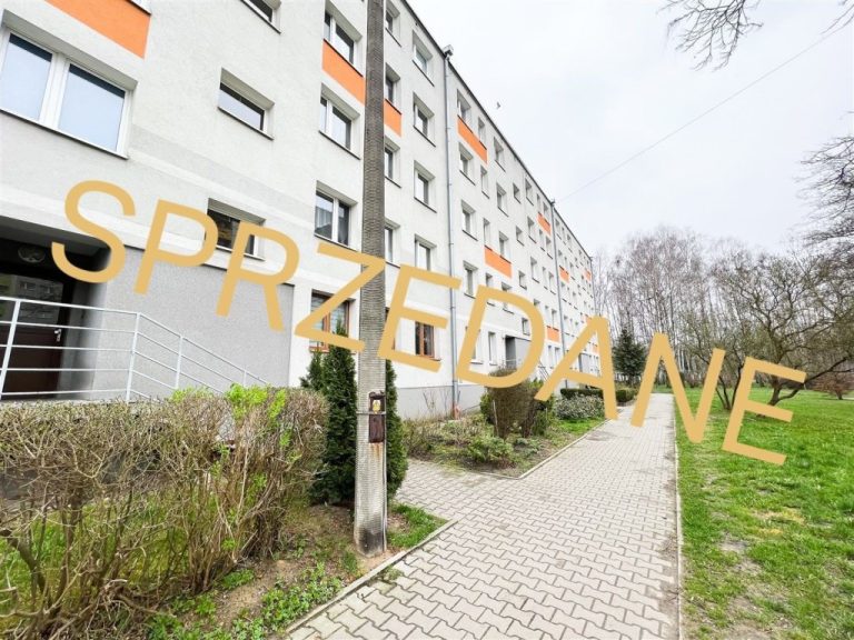 Przestronne mieszkanie w zadbanym bloku obok parku