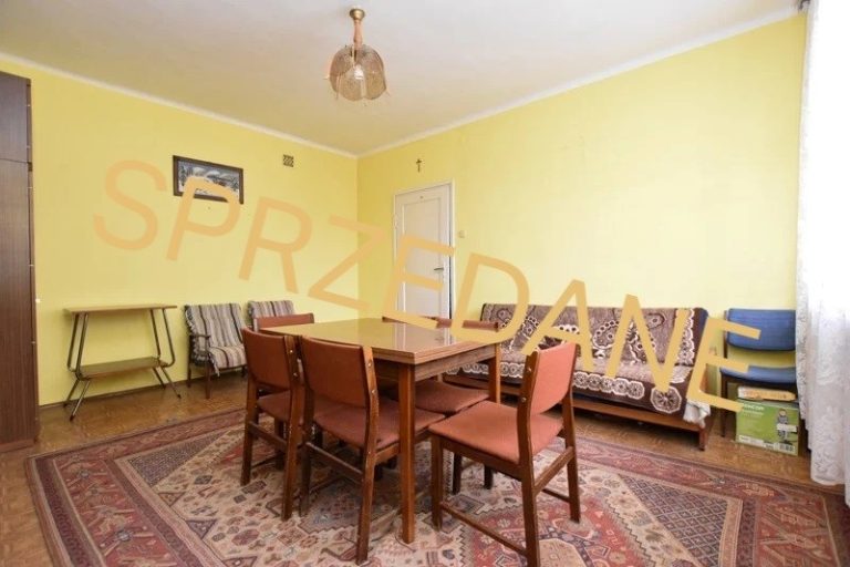 Kawalerka w bloku Centrum!