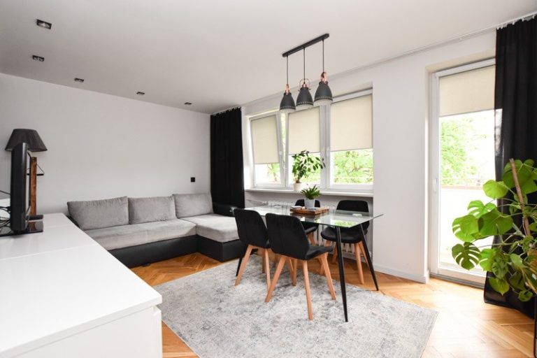 Idealne dla pary bądź singla, pięknie urządzone!