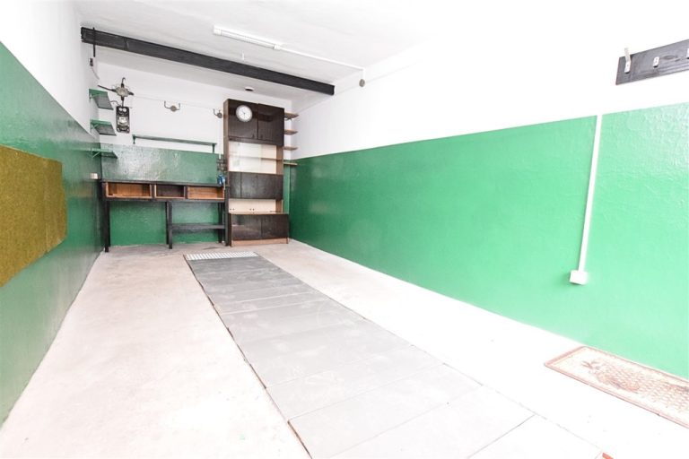 Murowany garaż na osiedlu Naftowa!