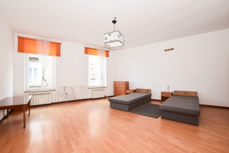 2 Przestronne pokoje blisko Stawików! ul. Stara