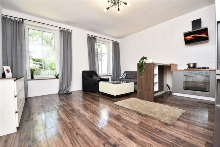 Blisko strefy ekonomicznej! 2 pokoje!