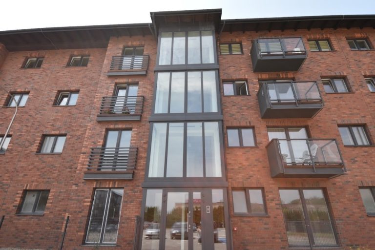 3 Pokoje, ogródek, miejsce parkingowe- Nowy Nikisz