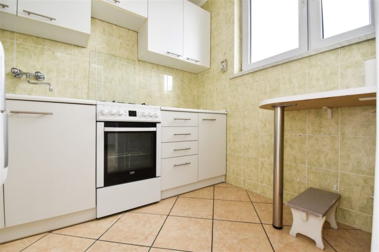 Łączna kwota najmu 1200 zł plus media!