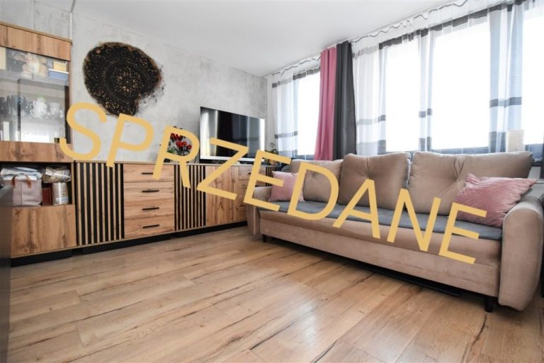 Przestronna kawalerka z widokiem w centrum!