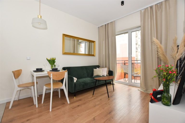 Wolne od zaraz, 2 pokoje w apartamentowcu!