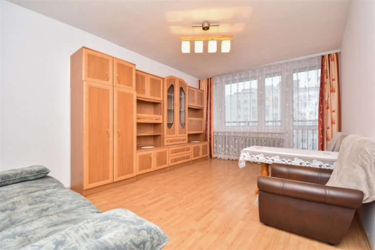 1 pokojowe mieszkanie z balkonem – Środula