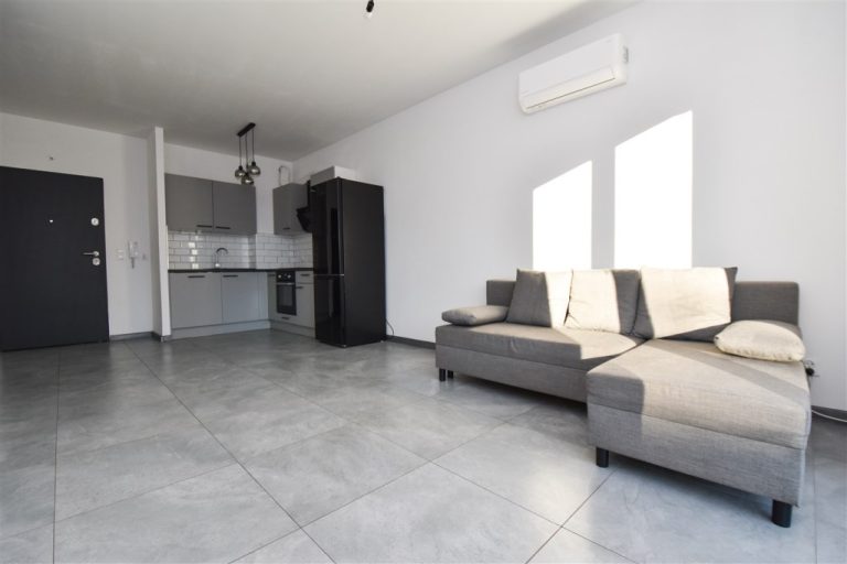 Nowe budownictwo z ogródkiem i parkingiem! TOP