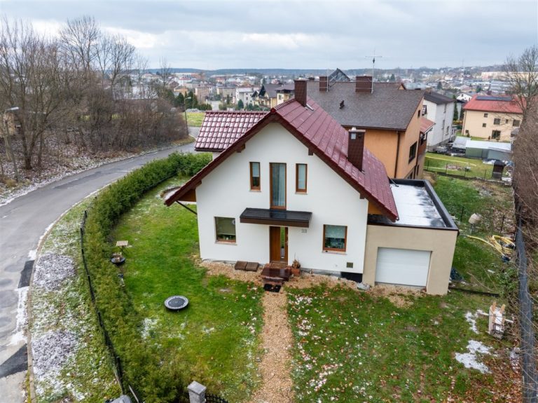 Piękny domek, idealny dla rodziny, nowy!