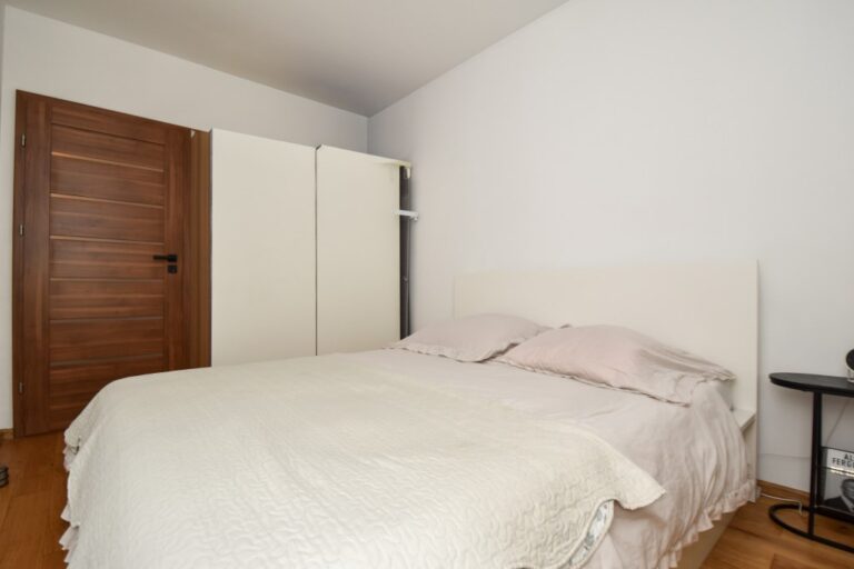 Mieszkanie na sprzedaż, Katowice – 52.7400 m², 3 pokoje