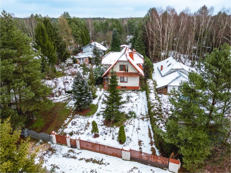 Urokliwy dom jednorodzinny w pobliżu lasu!