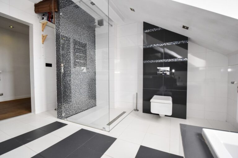 Mieszkanie na sprzedaż – 81 m², 3 pokoje