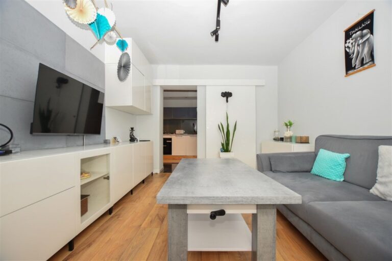 Mieszkanie na sprzedaż – 35 m², 2 pokoje