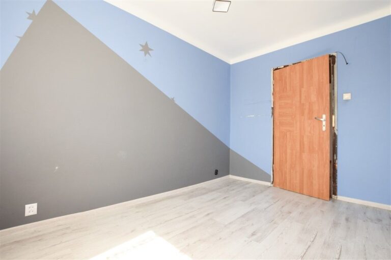 Mieszkanie na sprzedaż – 54.5000 m², 3 pokoje