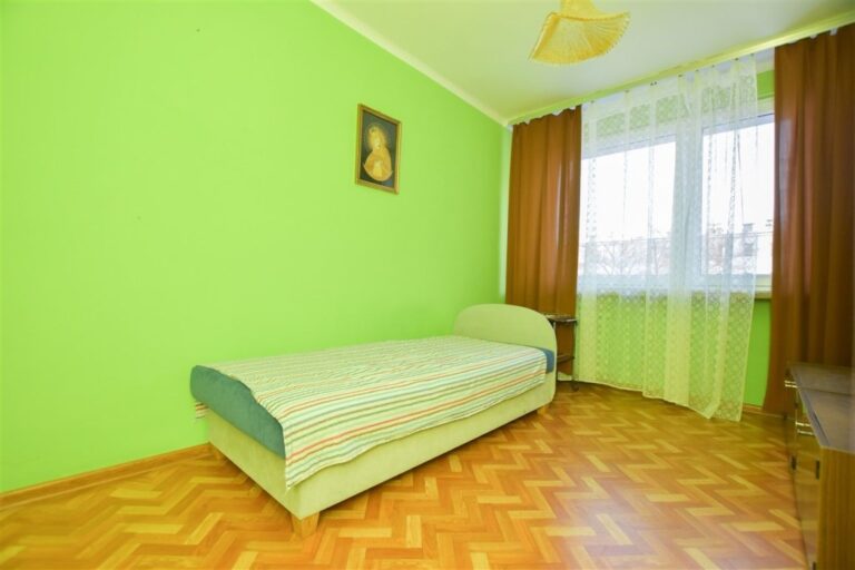 Mieszkanie na sprzedaż – 60.2500 m², 3 pokoje