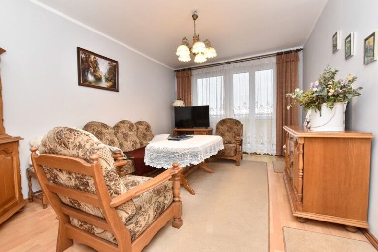 Mieszkanie na sprzedaż – 54 m², 3 pokoje