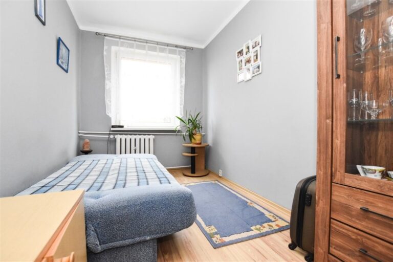 Mieszkanie na sprzedaż – 60 m², 3 pokoje