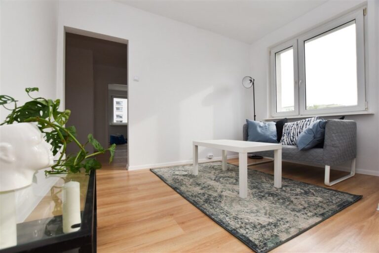 Mieszkanie na sprzedaż – 62 m², 3 pokoje