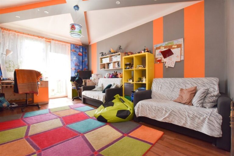 Mieszkanie na sprzedaż – 58 m², 3 pokoje