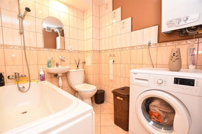 Mieszkanie na sprzedaż – 48 m², 2 pokoje