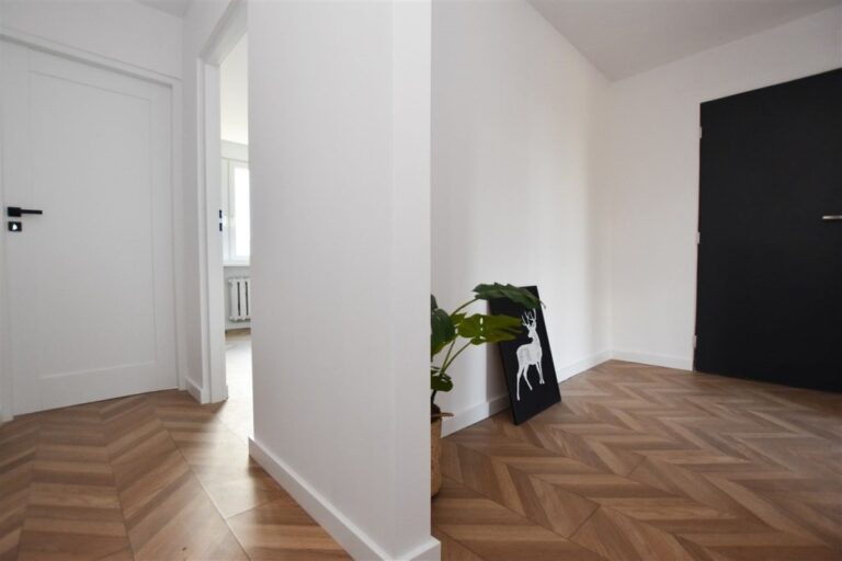 Mieszkanie na sprzedaż – 63 m², 3 pokoje