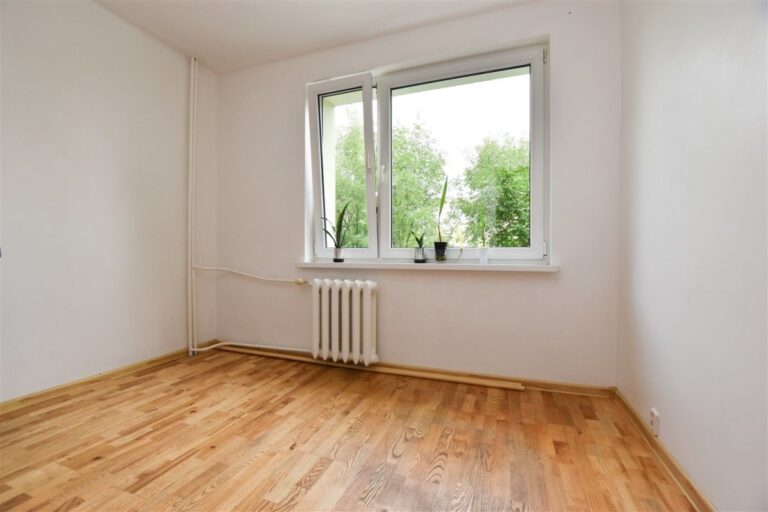 Mieszkanie na sprzedaż – 61 m², 3 pokoje
