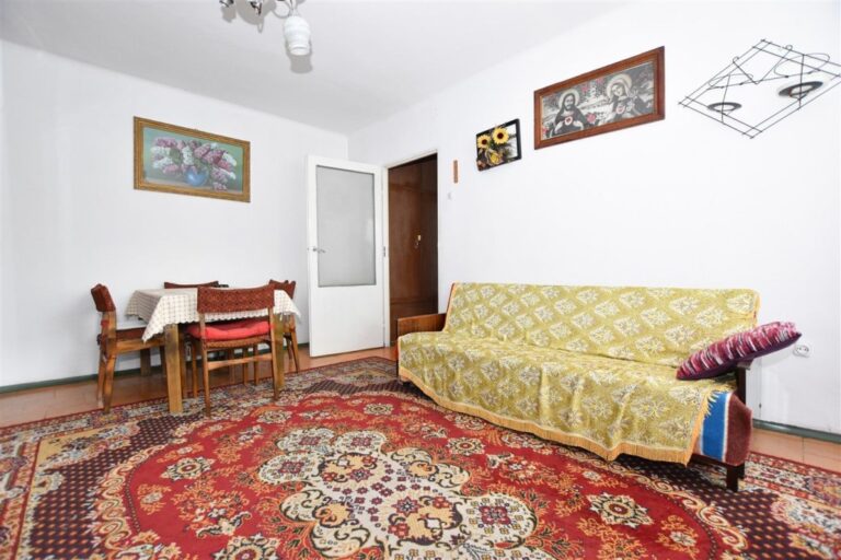 Mieszkanie na sprzedaż – 48.2700 m², 2 pokoje