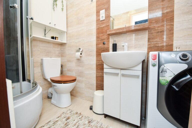 Mieszkanie na sprzedaż – 37 m², 3 pokoje