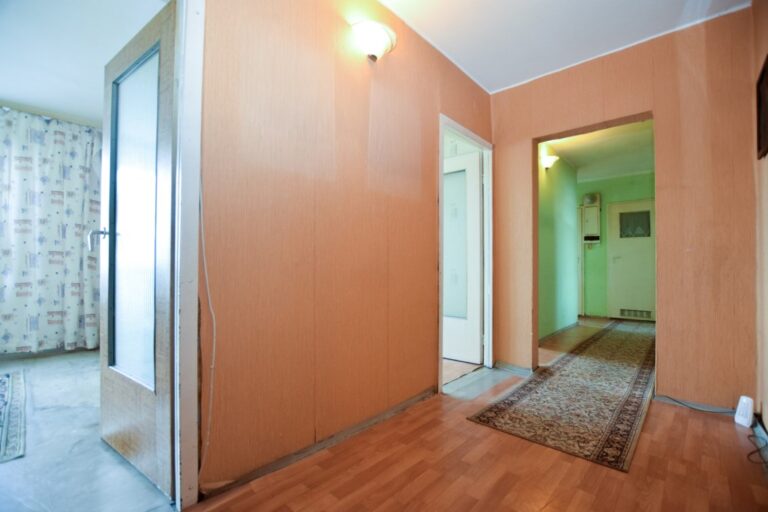 Mieszkanie na sprzedaż – 72 m², 4 pokoje