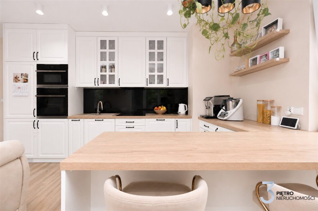 APARTAMENT BUGUCICE!KLIMATYCZNE M4!KOMFORT I STYL!