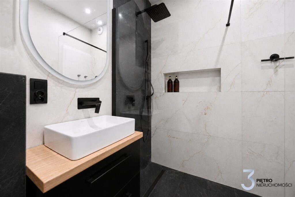 APARTAMENT BUGUCICE!KLIMATYCZNE M4!KOMFORT I STYL!
