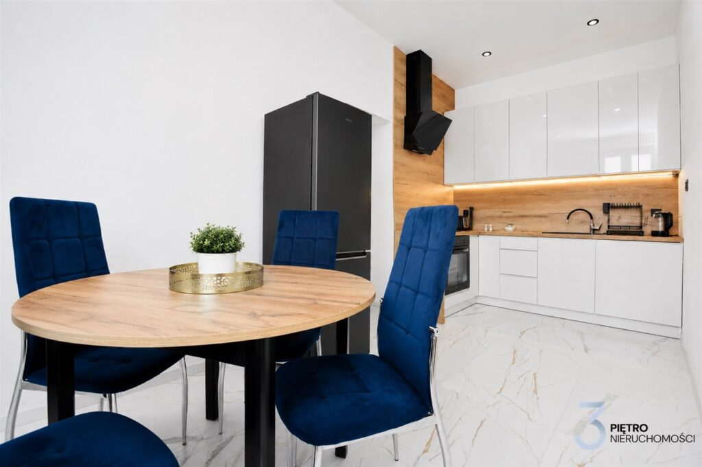 Świeżo wyremontowane! Zabytkowa kamienica!