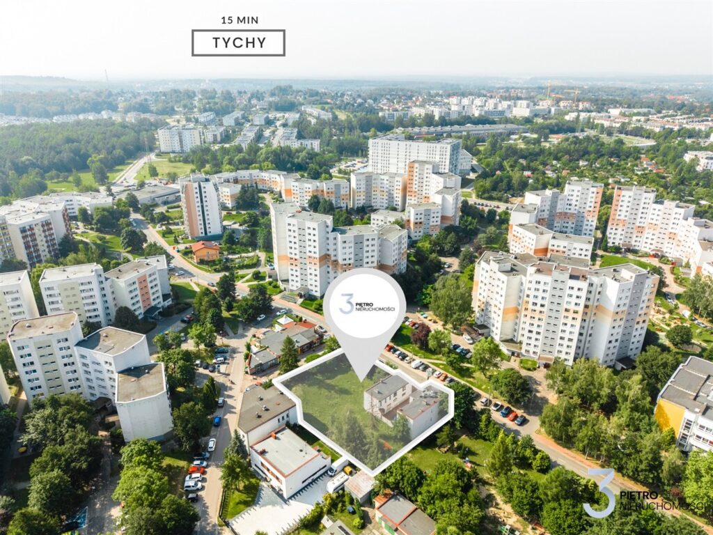 Działka z lokalami usługowymi ! Inwestycja
