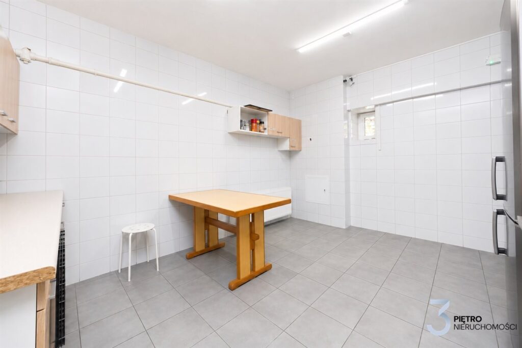 Lokal na wynajem – Piotrowice !