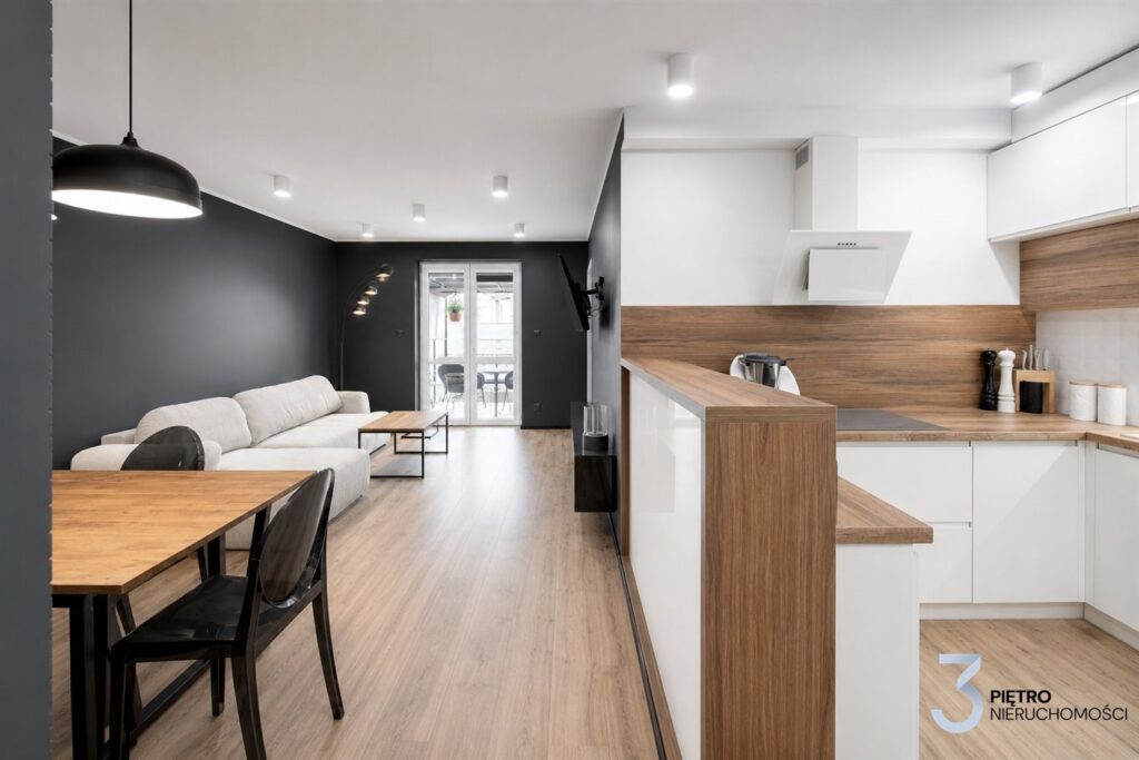 Apartament do wejścia, bardzo dobry stan!