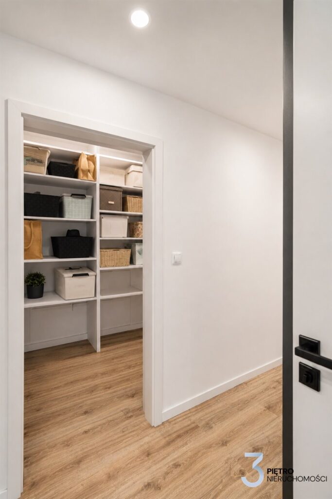 Apartament do wejścia, bardzo dobry stan!